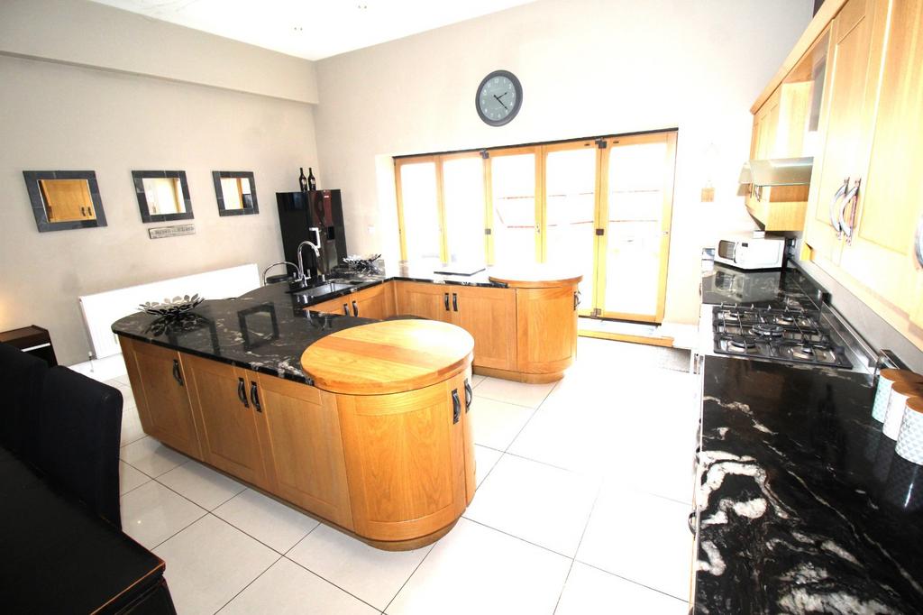 Kitchen/Family Room