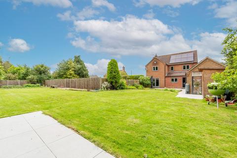 Grindlebank Barrows Hole Lane, Little Dunham, King's Lynn, PE32 2DP