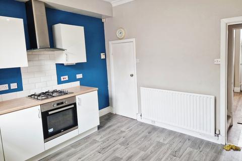 2 bedroom terraced house for sale, Courthill Street, Stockport SK1