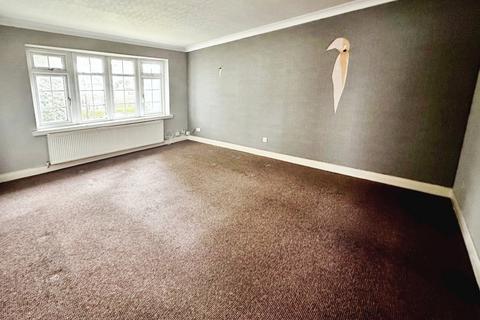 2 bedroom apartment for sale, Bramhall Lane, Stockport SK3