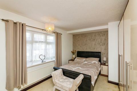 35 Chaucer Close, Sheffield, S5 9QD