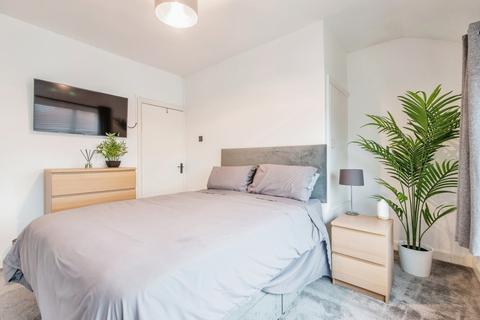 41 Everingham Crescent, Sheffield, S5 7LL