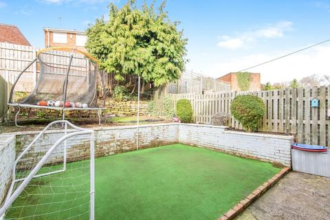 90 Sandstone Road, Sheffield, S9 1AG