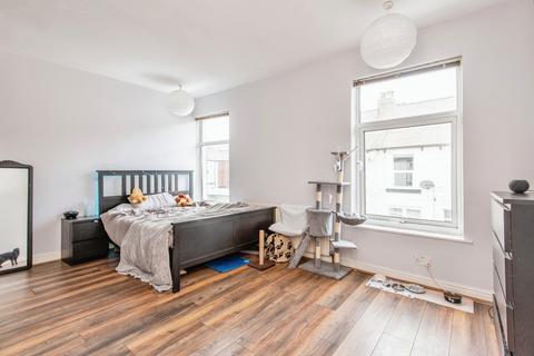 59 Bickerton Road, Sheffield, S6 1SF