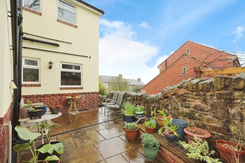 93 Airedale Road, Sheffield, S6 4AW