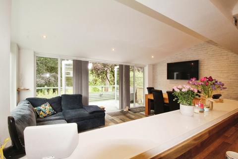 3 River View Road, Oughtibridge, Sheffield, S35 0JG