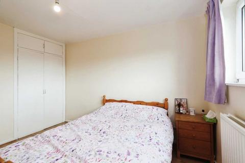31 Firshill Close, Sheffield, S4 7BL