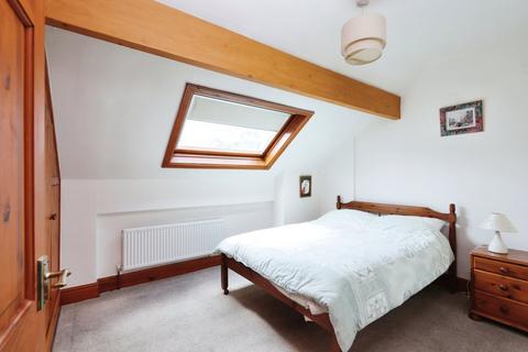 125 Dixon Road, Sheffield, S6 4GA