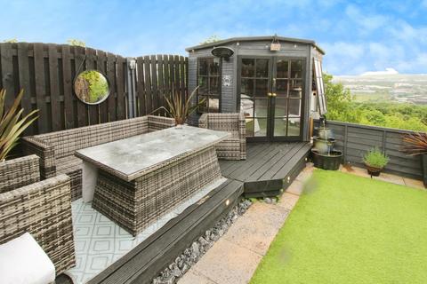 89 Sandstone Road, Sheffield, S9 1AF