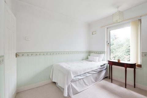 11 Holgate Drive, Sheffield, S5 9LA