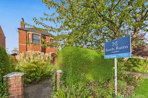 3 bedroom detached house for sale, Station Road, Hull HU12