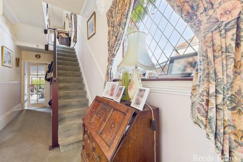 3 bedroom detached house for sale, Station Road, Hull HU12