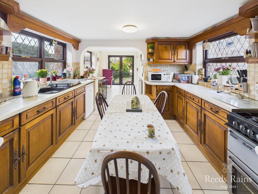 Breakfast Kitchen