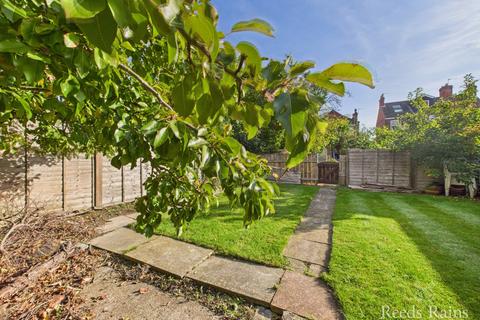 3 bedroom detached house for sale, Station Road, Hull HU12