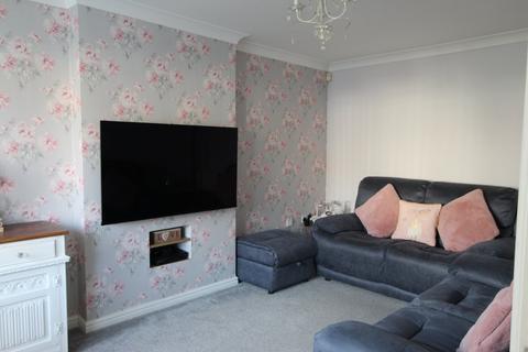 12 Frensham Close, Kingswood, Hull, HU7 3JD
