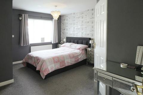 12 Frensham Close, Kingswood, Hull, HU7 3JD