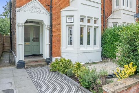 1 bedroom flat for sale, Romola Road, Herne Hill