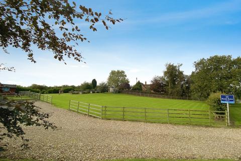 5 bedroom detached house for sale, Marsh Lane, Hull HU12