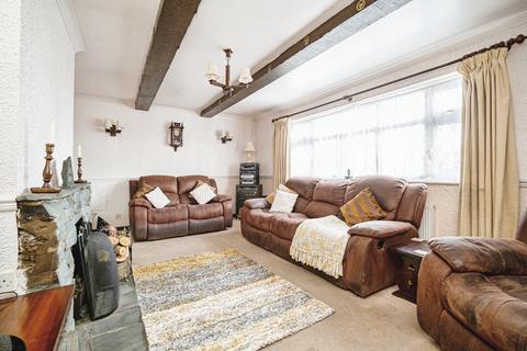 4 bedroom link detached house for sale, Chimney Field Road, Hull HU12