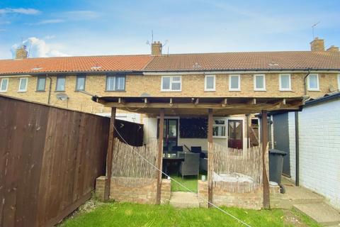 3 bedroom terraced house for sale, Burcott Garth, East Yorkshire HU4