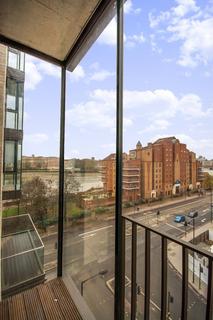 1 bedroom flat for sale, Ambassador Building, Embassy Gardens, Nine Elms, London, SW11