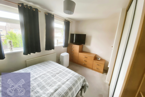 19 Brackley Close, Hull, HU8 8EF