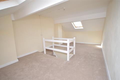 30 Cross Flatts Place, Beeston, Leeds, LS11 7JN