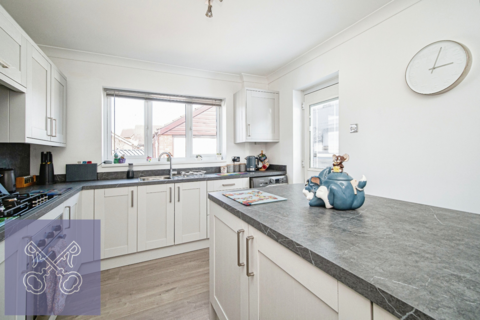 20 Manor Park, Preston, Hull, HU12 8XE