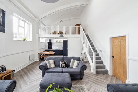 undefined, George Street, East Riding of Yorkshi HU1