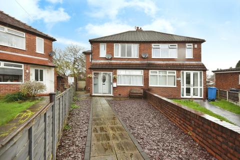 10 Dunkirk Close, Denton, Manchester, M34 2JB
