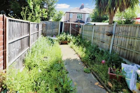 3 bedroom terraced house for sale, Littlemoor Road, Ilford IG1