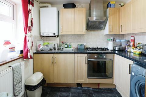 3 bedroom terraced house for sale, Littlemoor Road, Ilford IG1