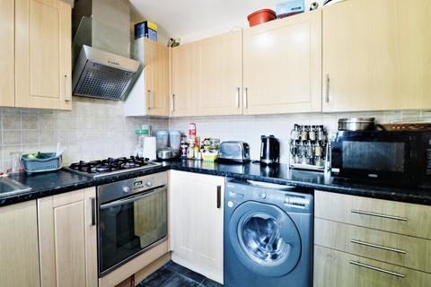 3 bedroom terraced house for sale, Littlemoor Road, Ilford IG1