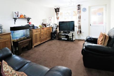 3 bedroom terraced house for sale, Littlemoor Road, Ilford IG1