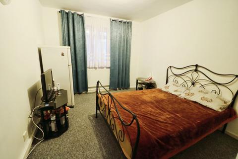 1 bedroom apartment for sale, The Drive, London E17