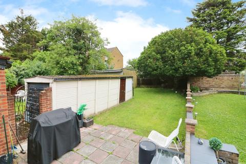 3 bedroom semi-detached house for sale, Danehurst Gardens, Ilford IG4