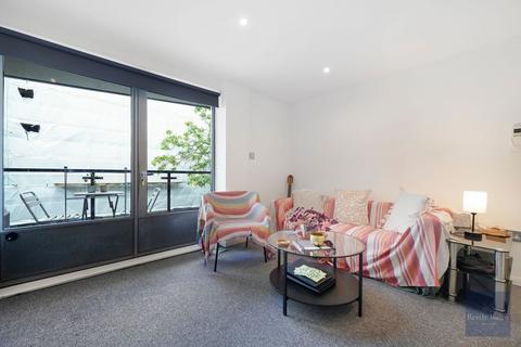 1 bedroom apartment for sale, Westminster Bridge Road, London SE1