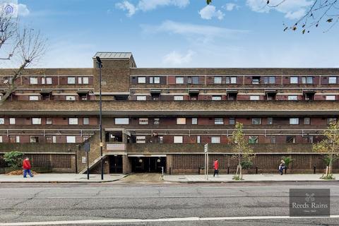 3 bedroom apartment for sale, Westminster Bridge Road, London SE1