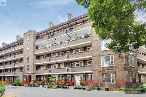 2 bedroom apartment to rent, Hercules Road, London SE1
