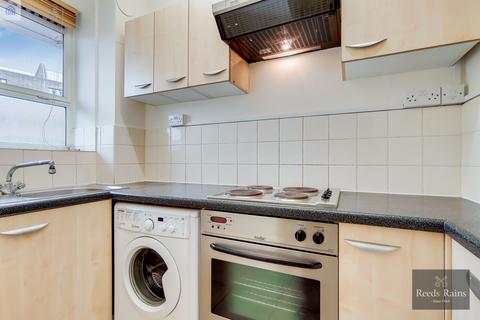 2 bedroom apartment to rent, Hercules Road, London SE1