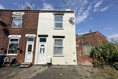 2 bedroom end of terrace house for sale, Kirkstead Avenue, Hull HU8