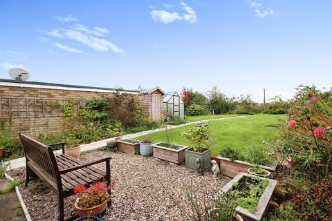 44 Holt Avenue, Bishops Tachbrook, Leamington Spa, CV33 9RE