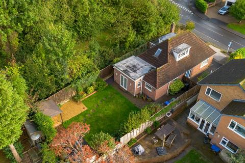 3 bedroom bungalow for sale, Villiers Road, Warwickshire CV8