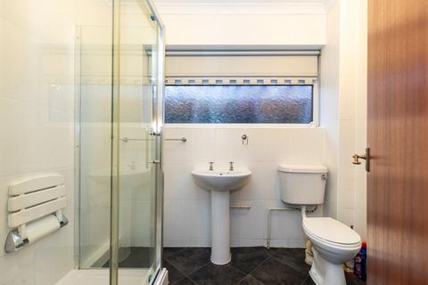 32 Croft Close, Bishops Tachbrook, Leamington Spa, CV33 9RH