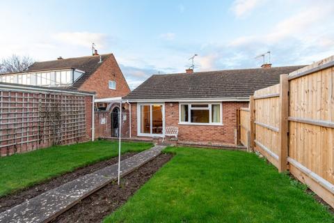 32 Croft Close, Bishops Tachbrook, Leamington Spa, CV33 9RH