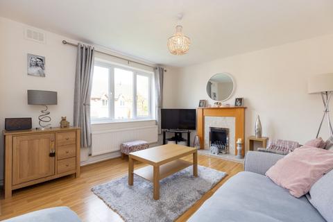 10 Greensward Close, Kenilworth, CV8 2SG