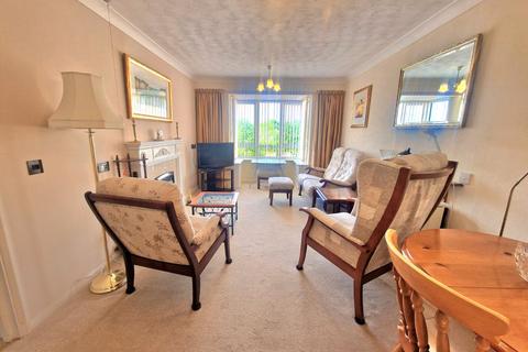 2 bedroom apartment for sale, Ashdene Gardens, Warwickshire CV8