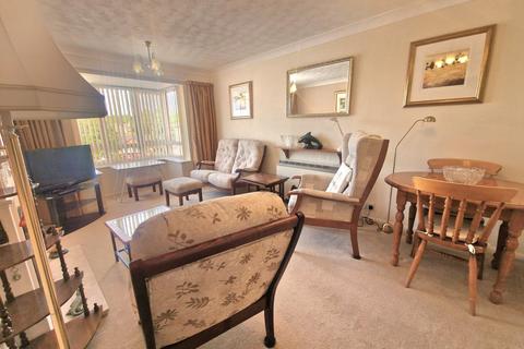 2 bedroom apartment for sale, Ashdene Gardens, Warwickshire CV8