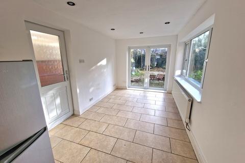 4 bedroom semi-detached house for sale, Leam Terrace, Warwickshire CV31