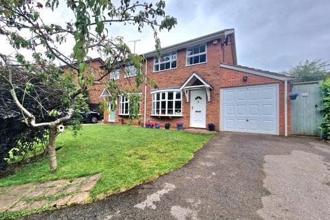 3 bedroom semi-detached house for sale, Allitt Grove, Warwickshire CV8